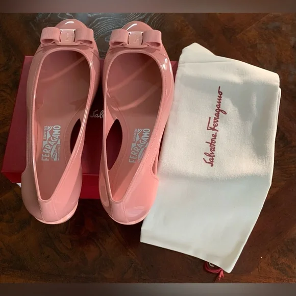 Salvatore Ferragamo Desert Rose Vara Jelly Ballet Flats. New with Box US Size 11